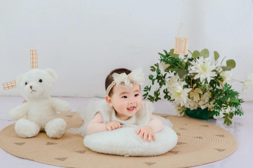 新余四个月的孕妇肚子疼